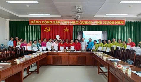 PHIÊN HỌP BAN CHẤP HÀNH ĐẦU TIÊN 
CỦA HỘI LIÊN HIỆP PHỤ NỮ XÃ CÁI NHUM

