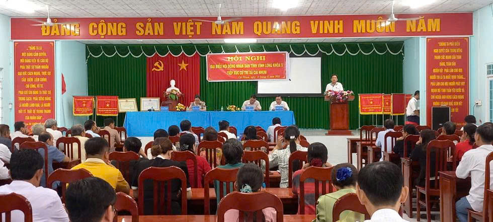 Tăng cường dân chủ- găn kết niềm tin: Đại biểu HĐND Tỉnh Vĩnh Long tiếp xúc cử tri xã Cái Nhum