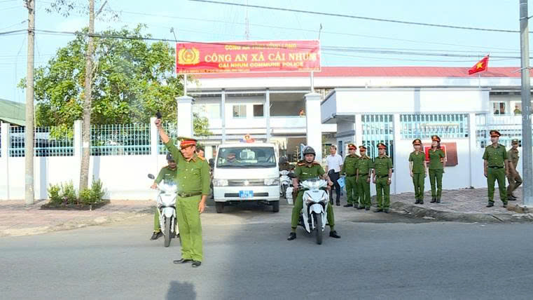 Công an xã Cái Nhum tổ chức Lễ ra quân cao điểm tấn công, trấn áp tội phạm, bảo đảm an ninh, trật tự phục vụ Đại hội đại biểu toàn quốc lần thứ XIV của Đảng và Tết Nguyên đán Bính Ngọ 2026 
